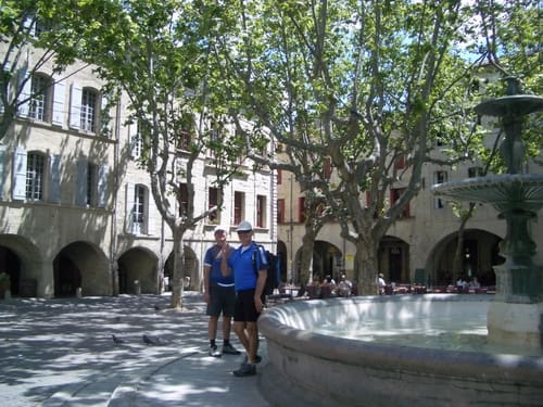 027_Uzes_market_-_after
